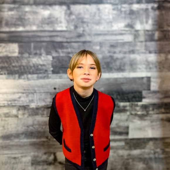 Vintage Red Vest - Picture 3 of 9